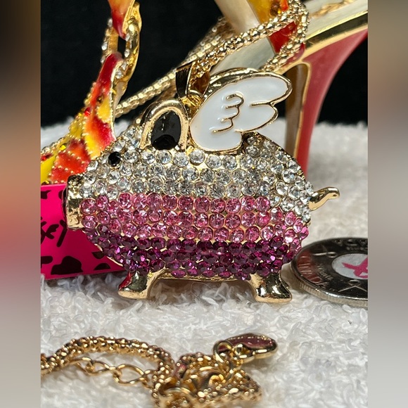 🐷💕💖betsey Johnson flying pig necklace NEW pink/fuchsia - Picture 10 of 11